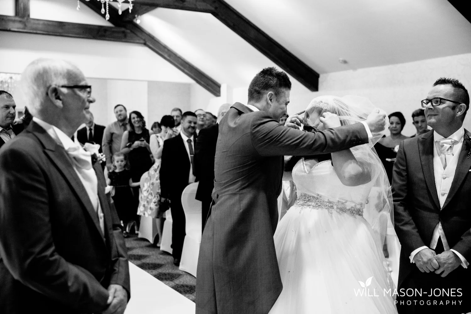  coed-y-mwstwr-welsh-wedding-photography 