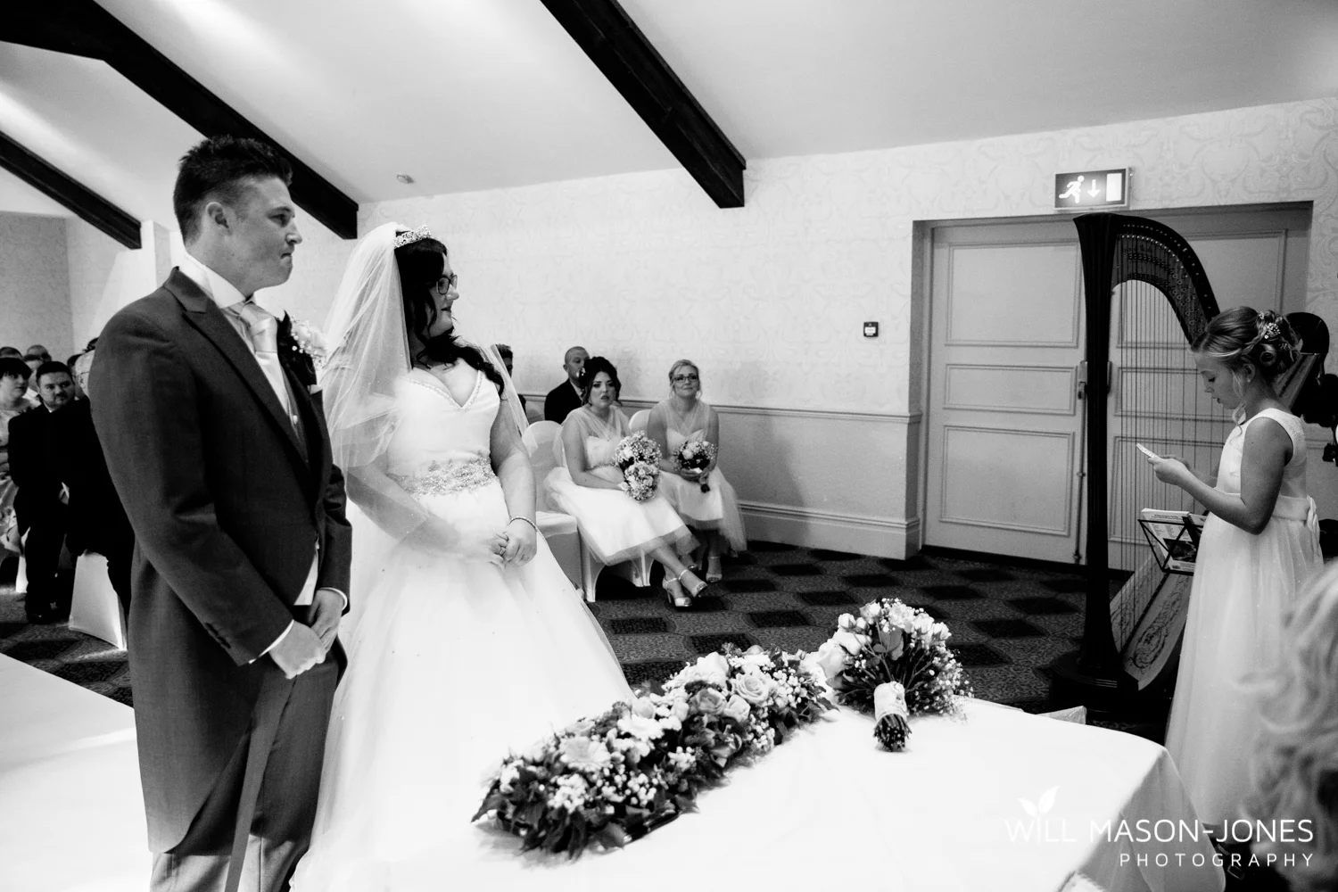  coed-y-mwstwr-welsh-wedding-photography 