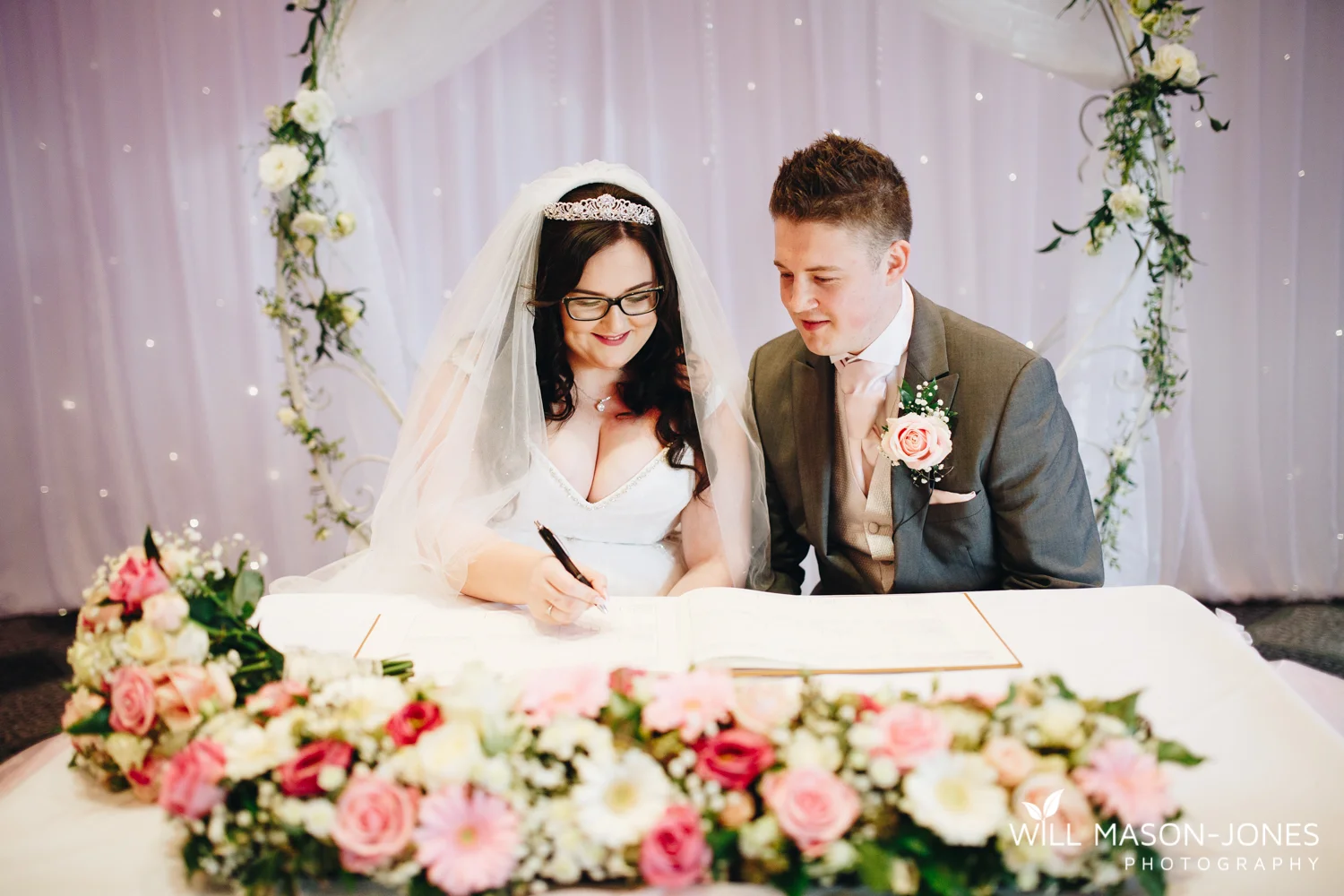  coed-y-mwstwr-welsh-wedding-photography 