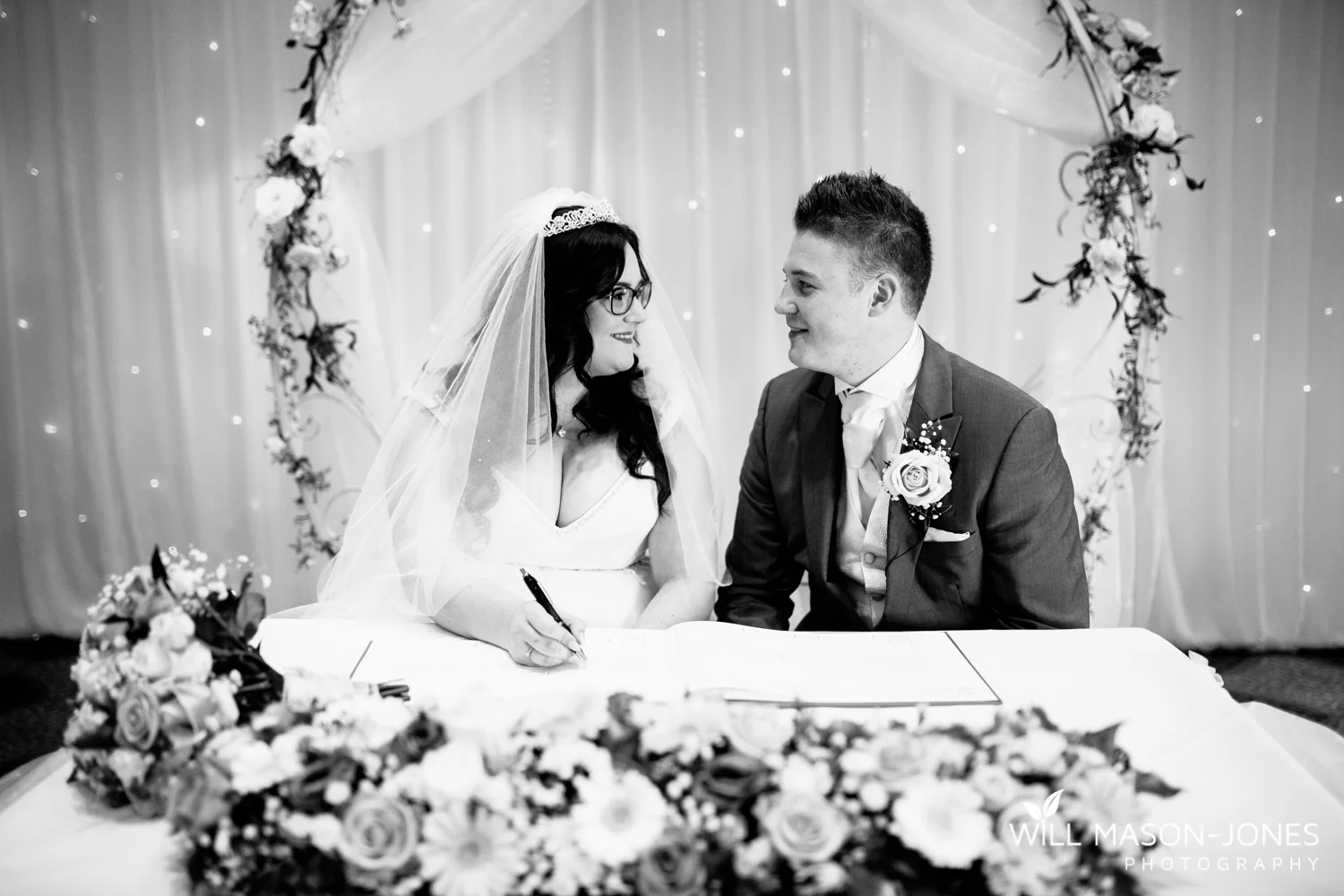  coed-y-mwstwr-welsh-wedding-photography 