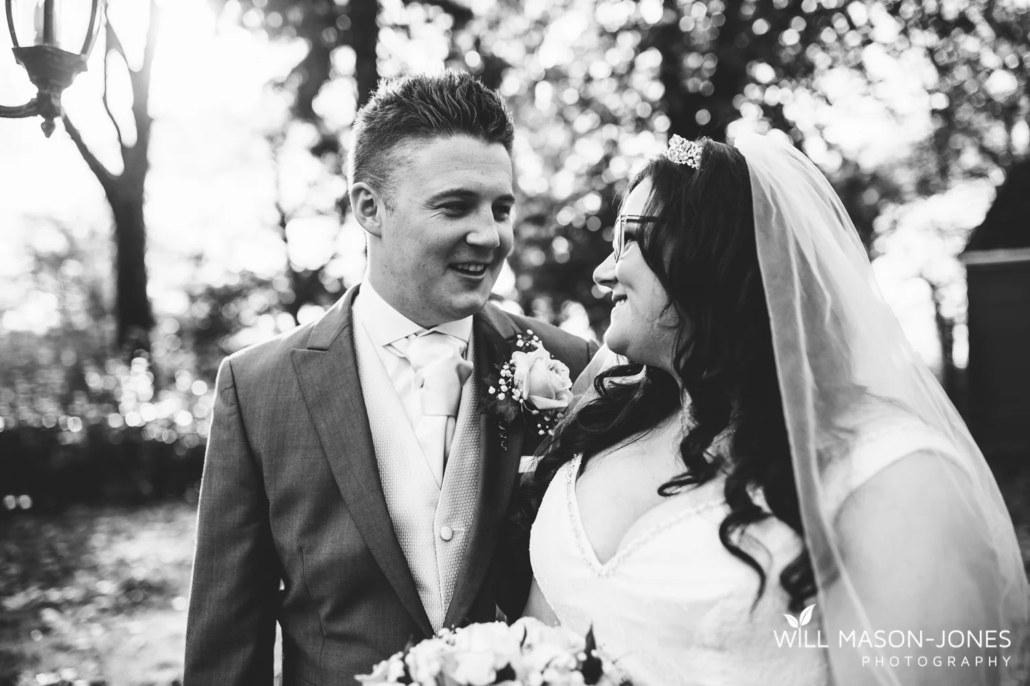 coed-y-mwstwr-welsh-wedding-photography 