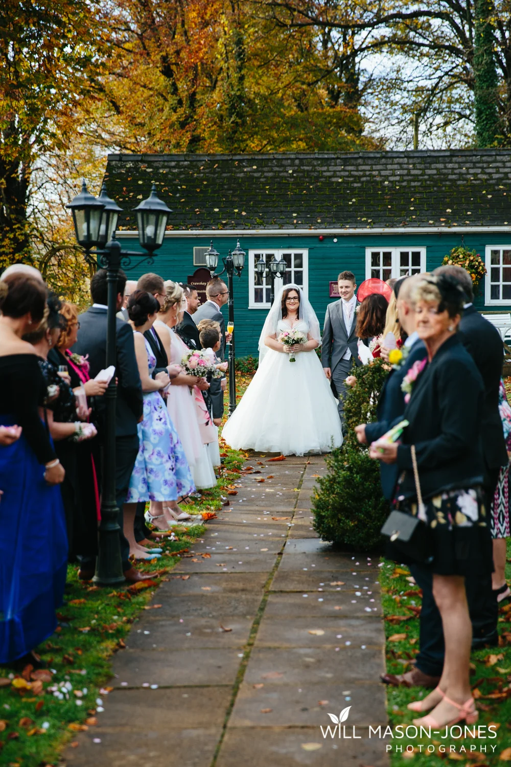  coed-y-mwstwr-welsh-wedding-photography 