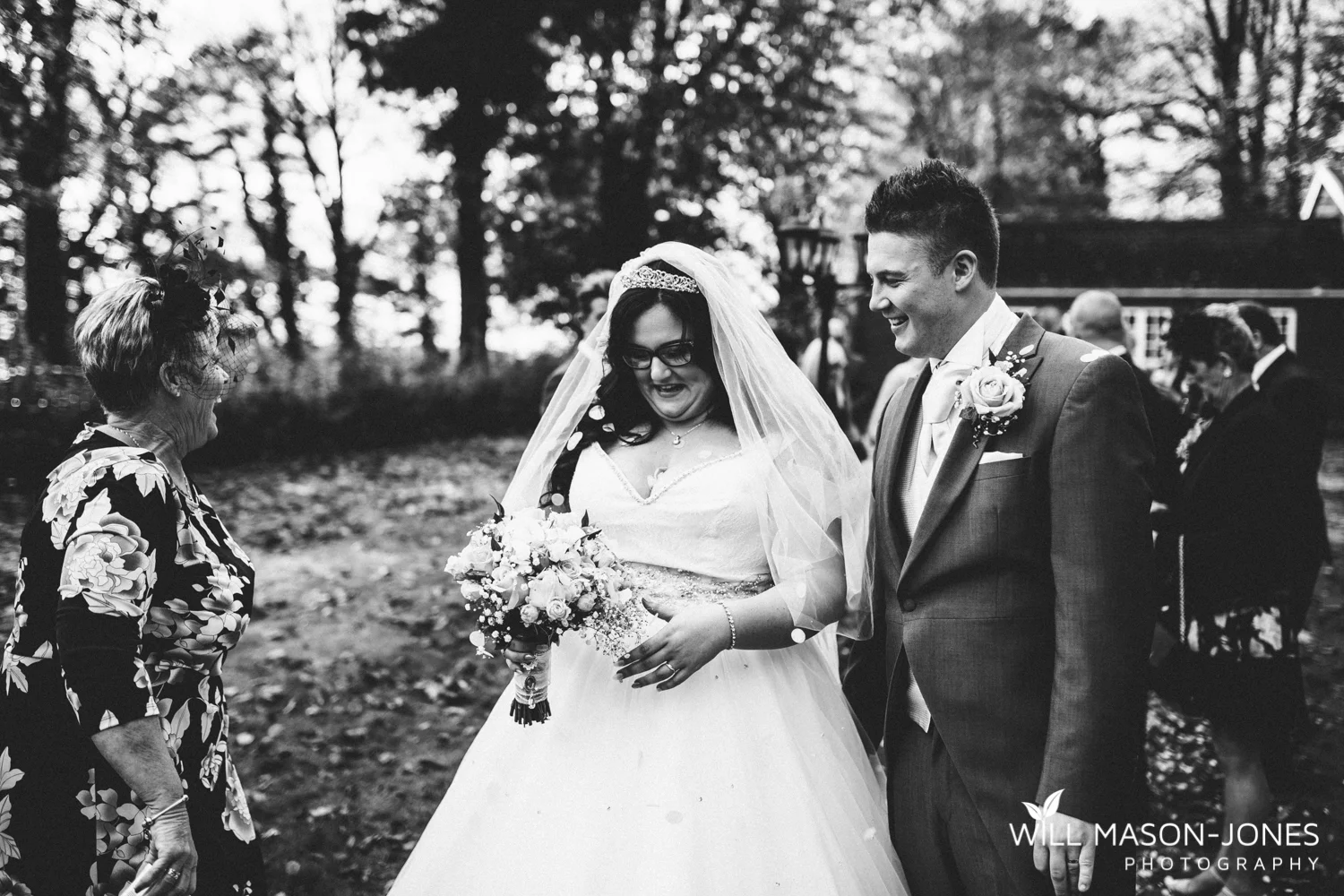  coed-y-mwstwr-welsh-wedding-photography 