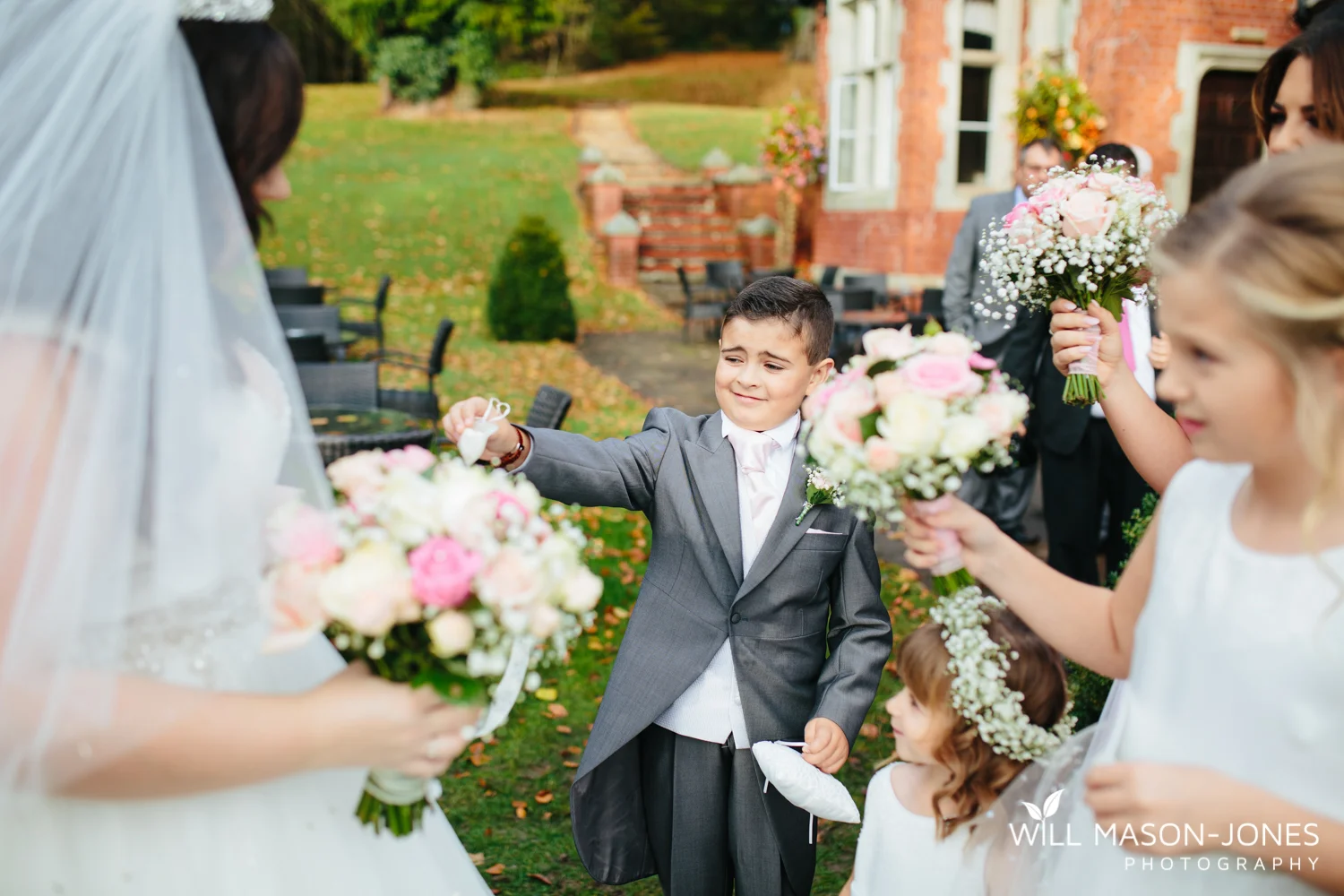  coed-y-mwstwr-welsh-wedding-photography 