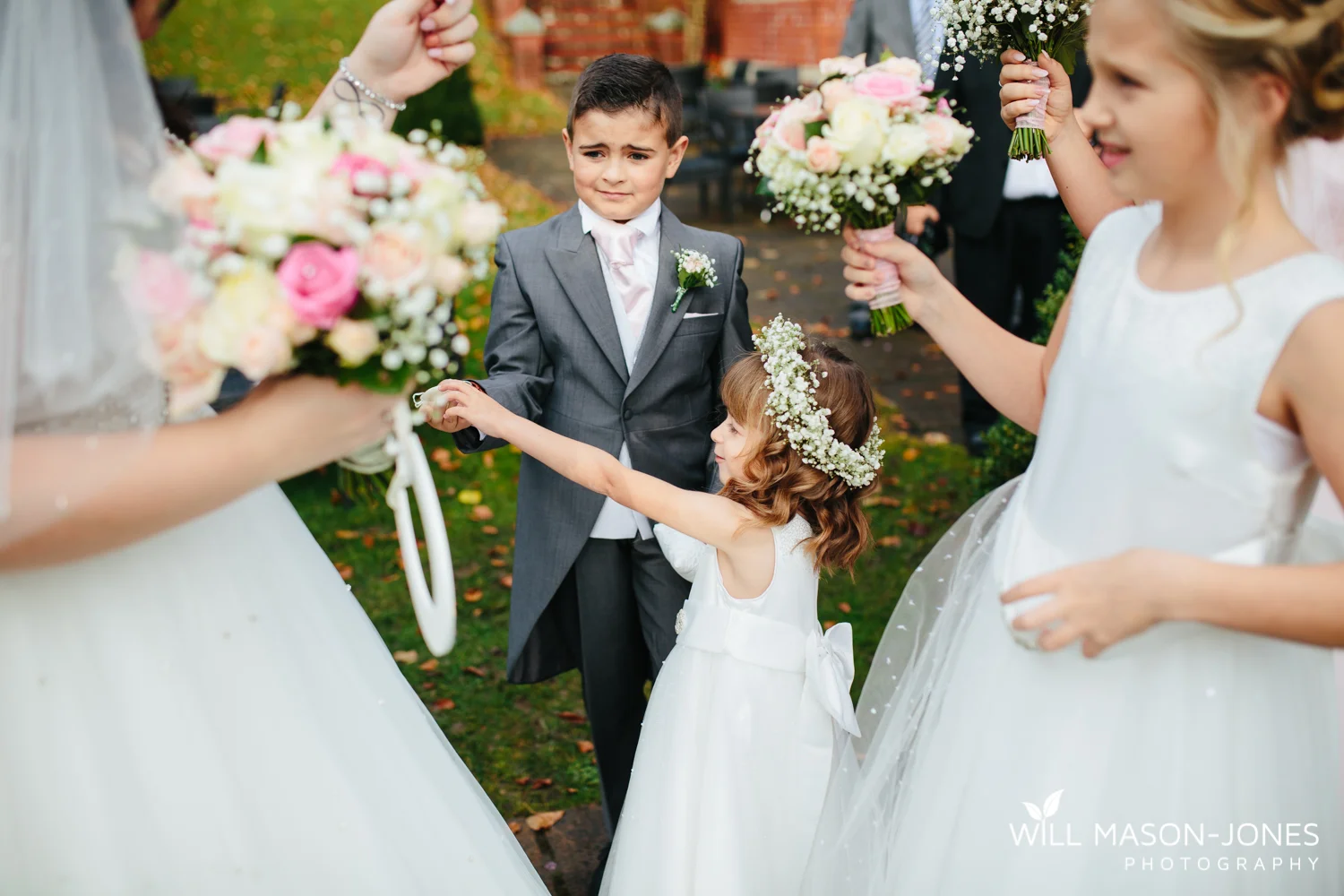  coed-y-mwstwr-welsh-wedding-photography 