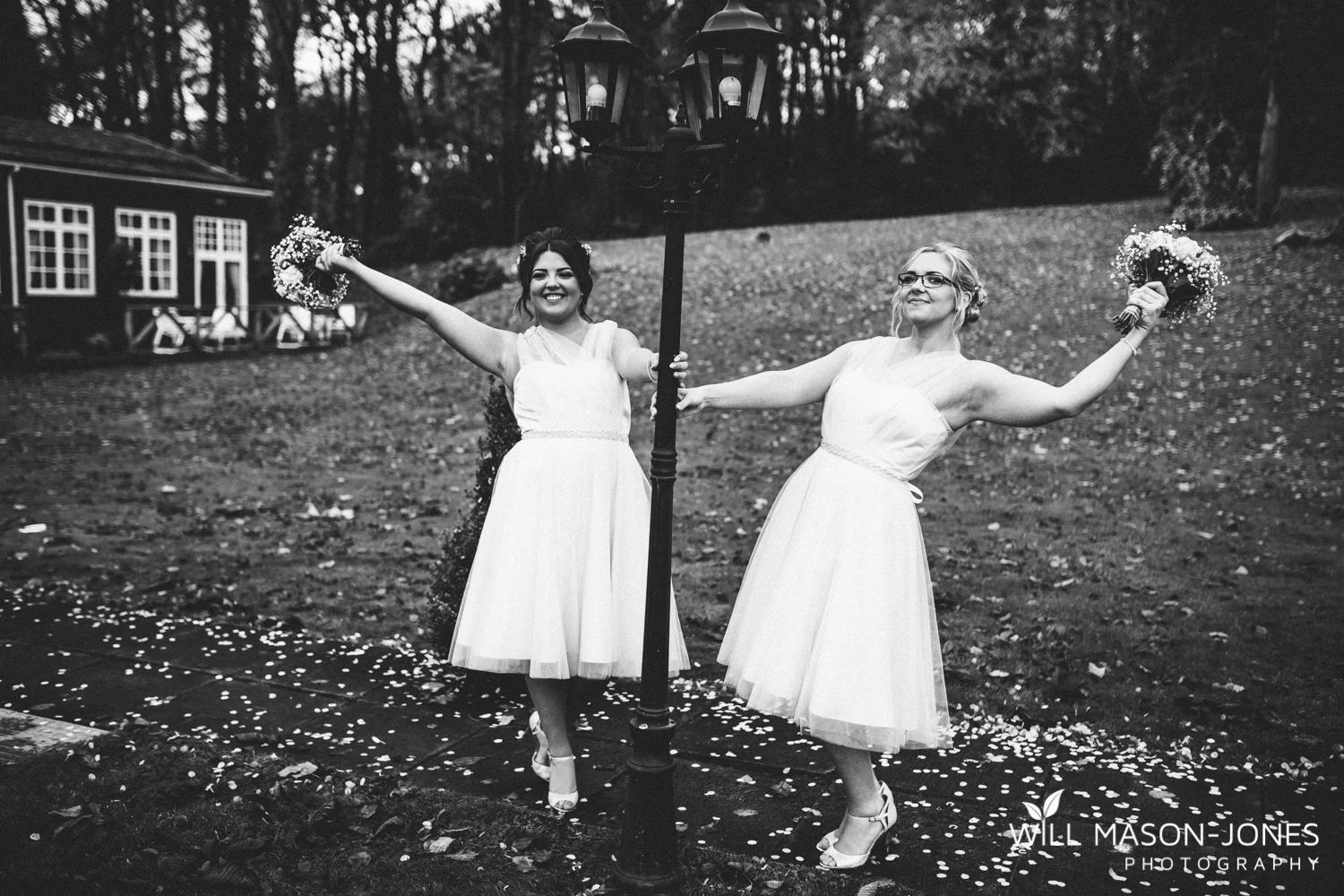  coed-y-mwstwr-welsh-wedding-photography 