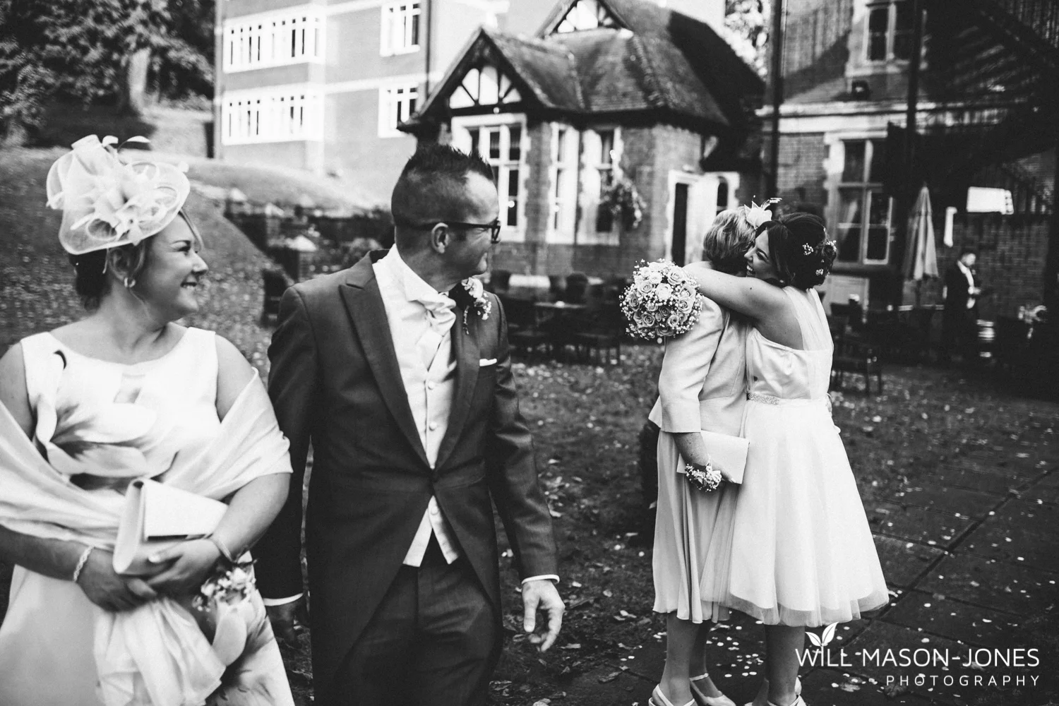  coed-y-mwstwr-welsh-wedding-photography 