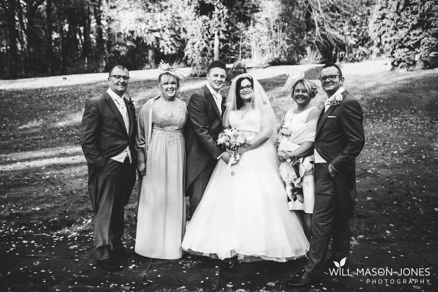  coed-y-mwstwr-welsh-wedding-photography 