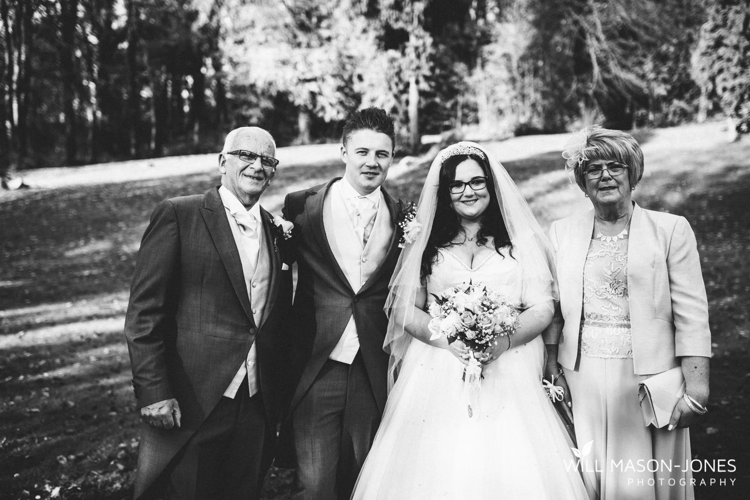  coed-y-mwstwr-welsh-wedding-photography 