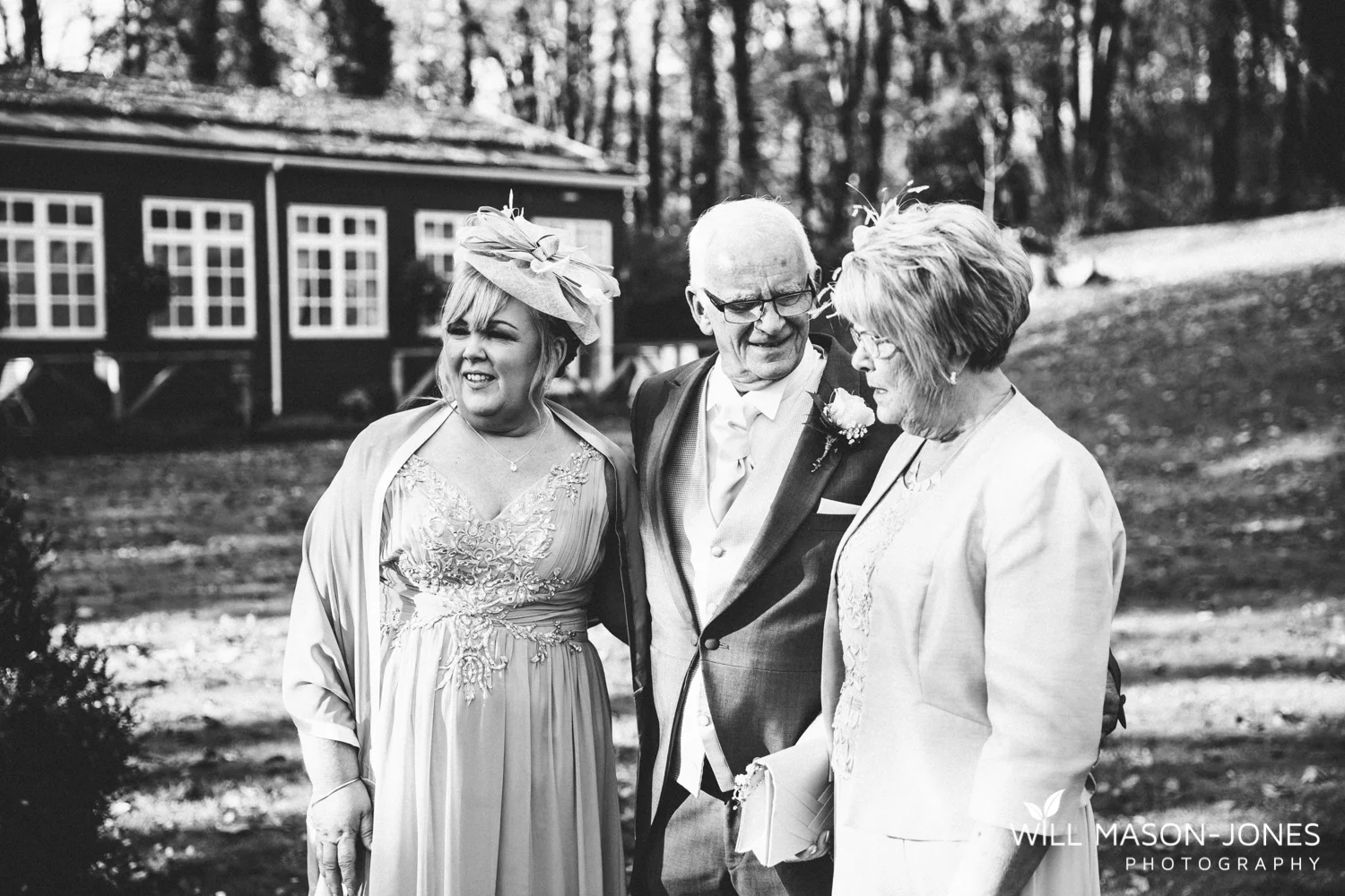 coed-y-mwstwr-welsh-wedding-photography 