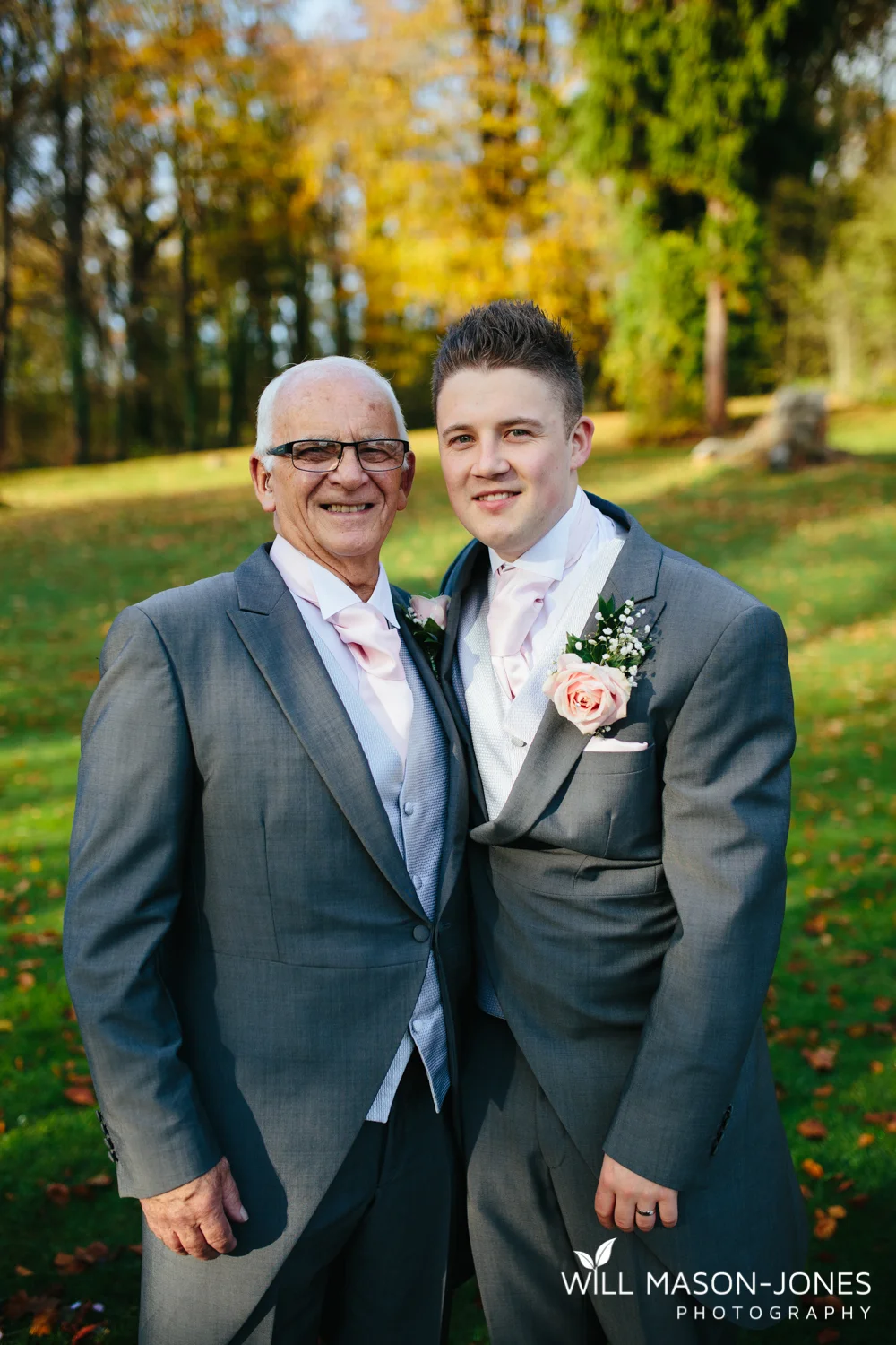  coed-y-mwstwr-welsh-wedding-photography 