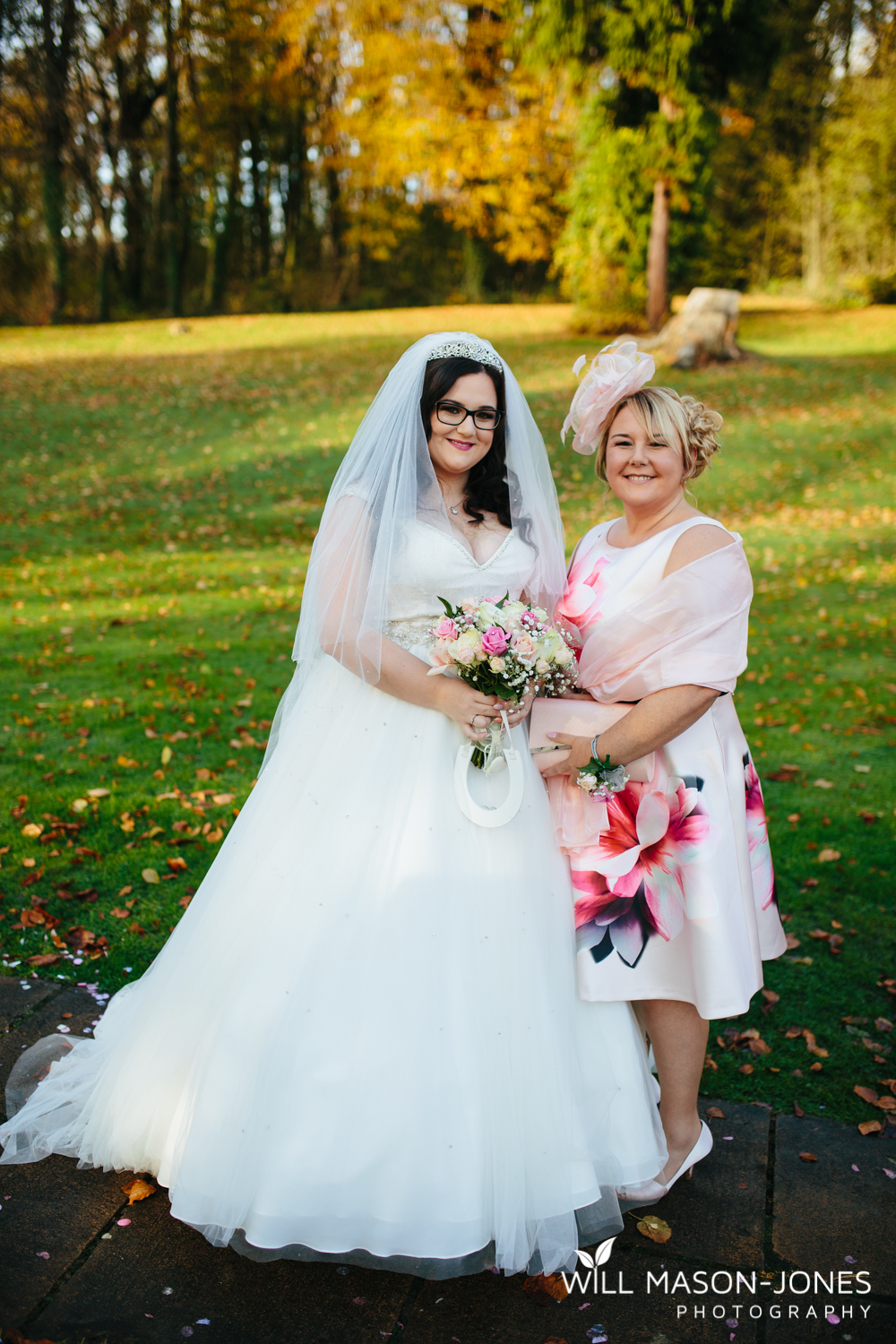  coed-y-mwstwr-welsh-wedding-photography 