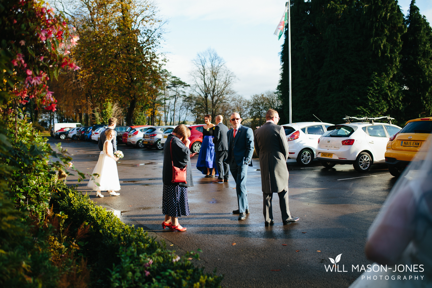  coed-y-mwstwr-welsh-wedding-photography 