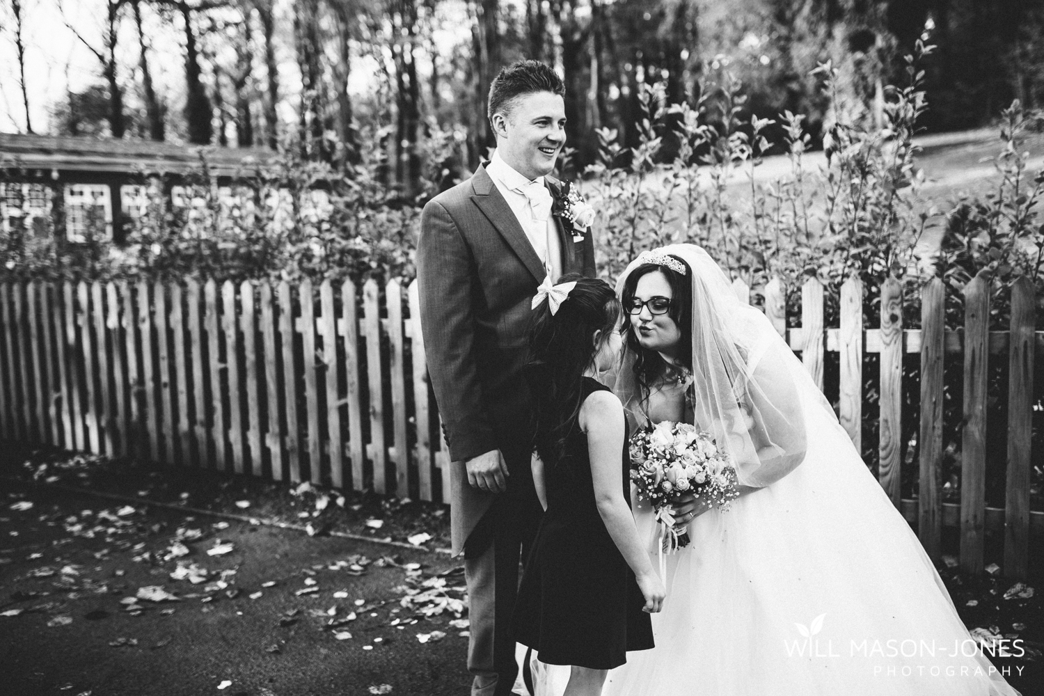  coed-y-mwstwr-welsh-wedding-photography 