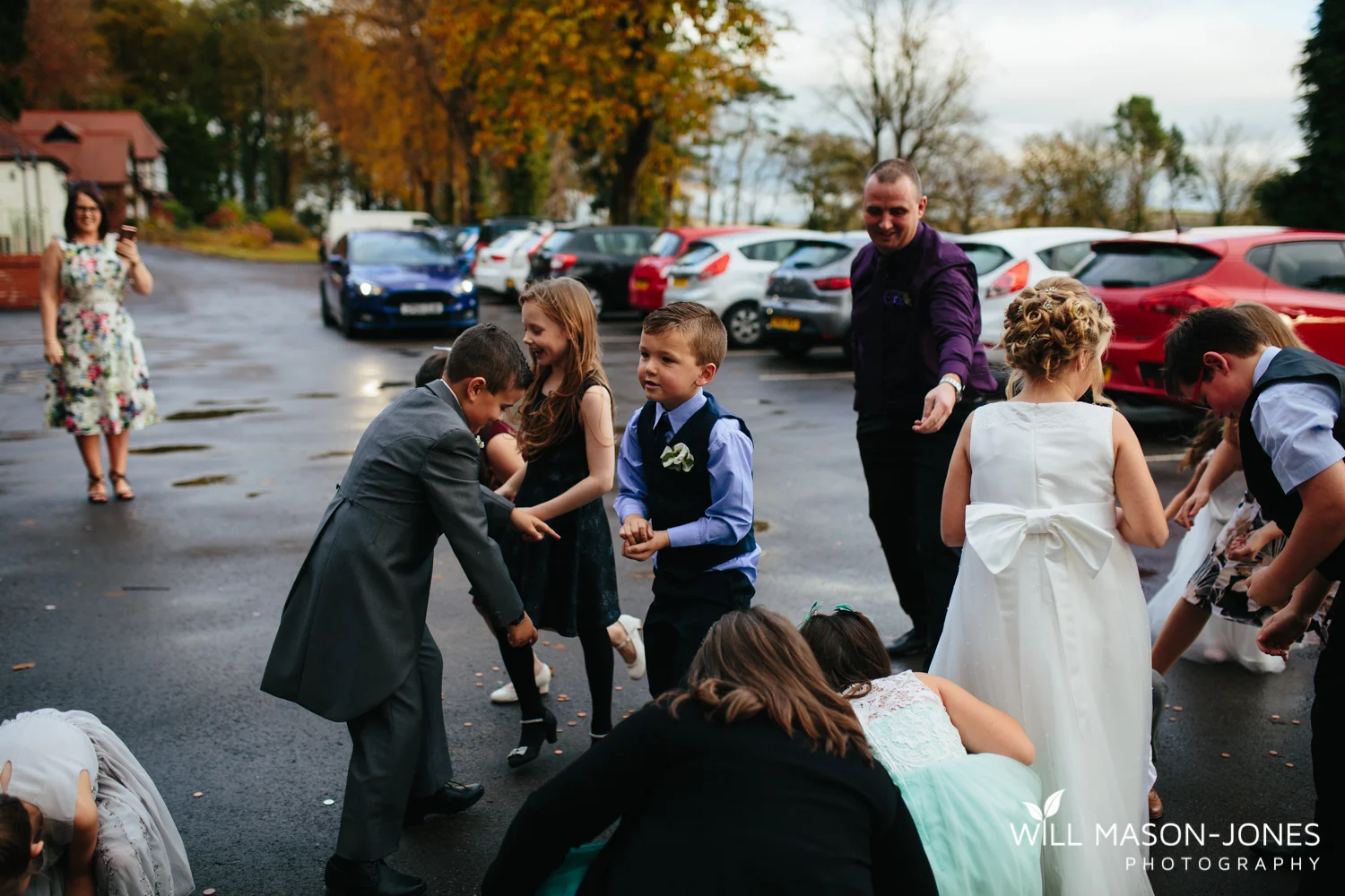  coed-y-mwstwr-welsh-wedding-photography 