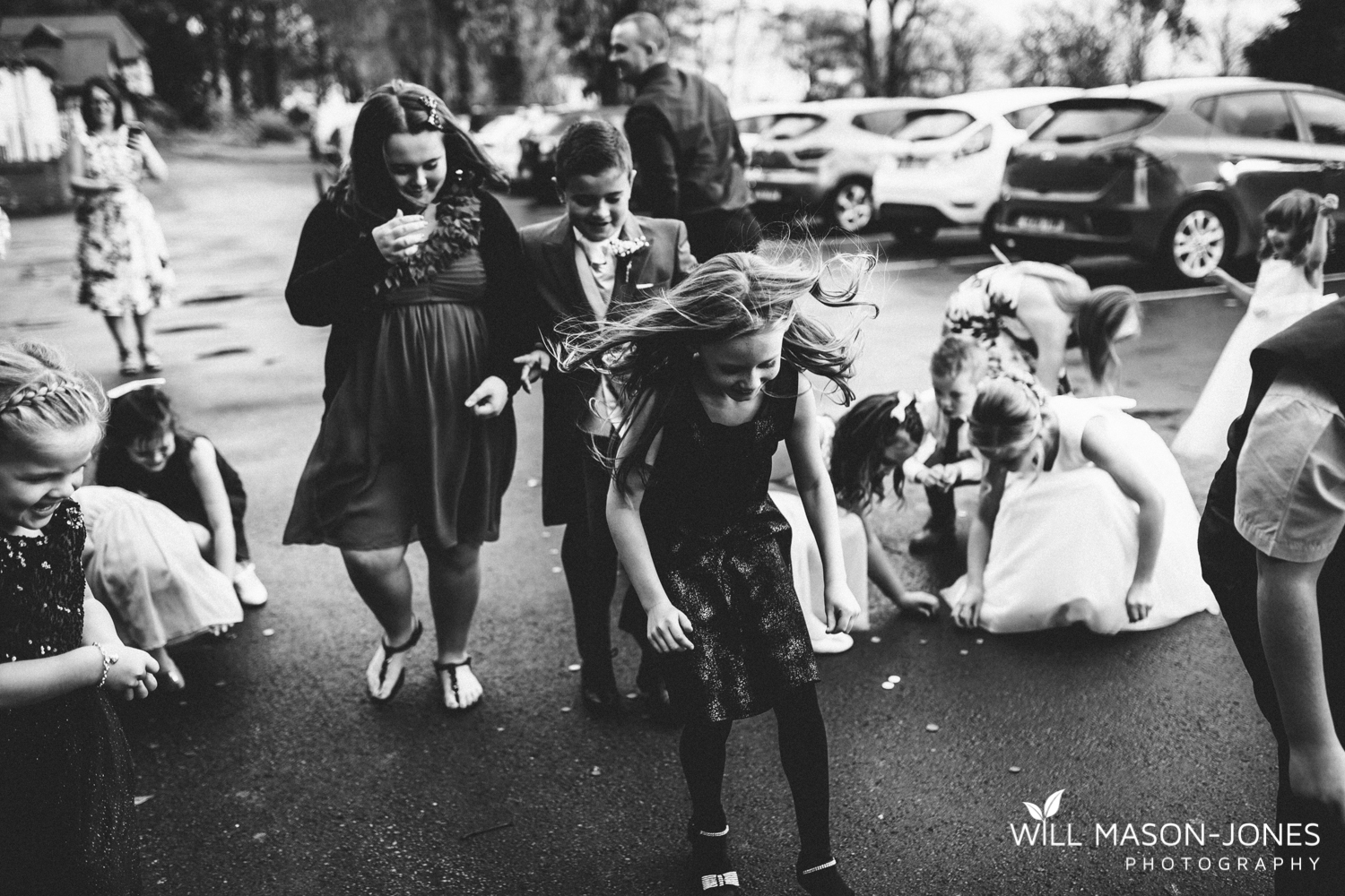  coed-y-mwstwr-welsh-wedding-photography 