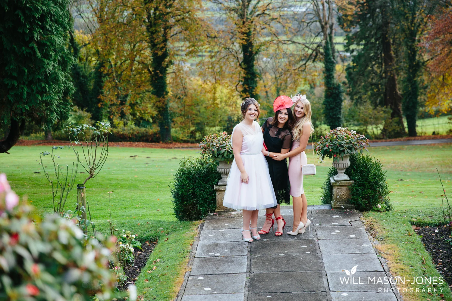  coed-y-mwstwr-welsh-wedding-photography 