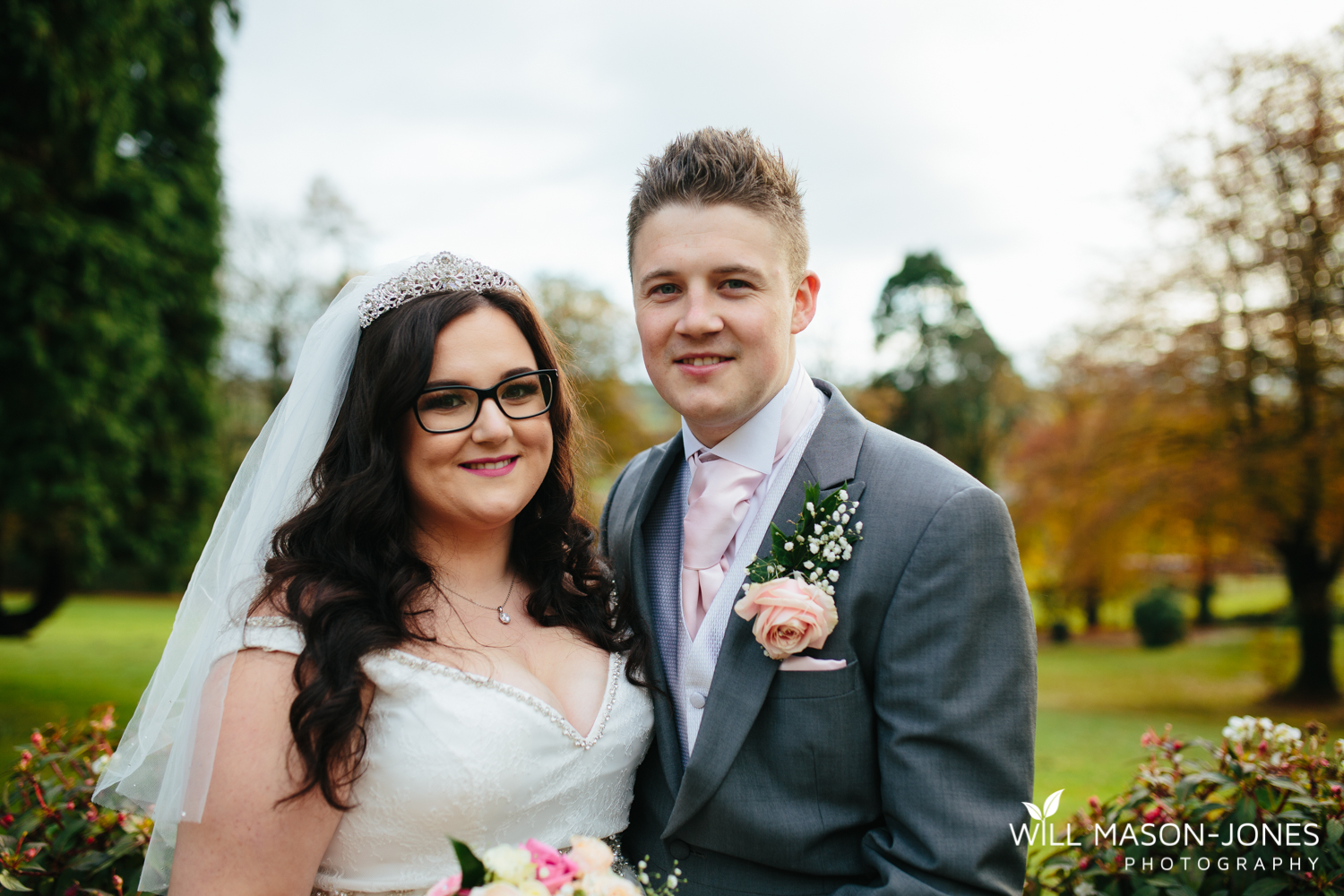  coed-y-mwstwr-welsh-wedding-photography 