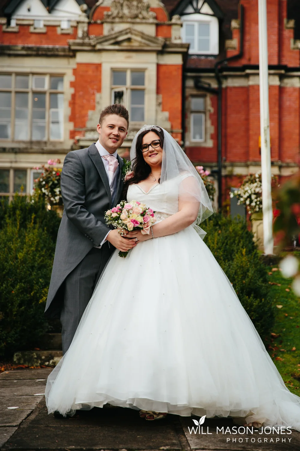  coed-y-mwstwr-welsh-wedding-photography 