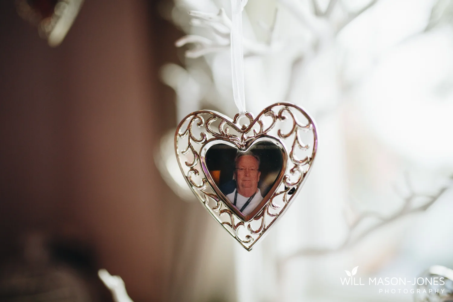  coed-y-mwstwr-welsh-wedding-photography 