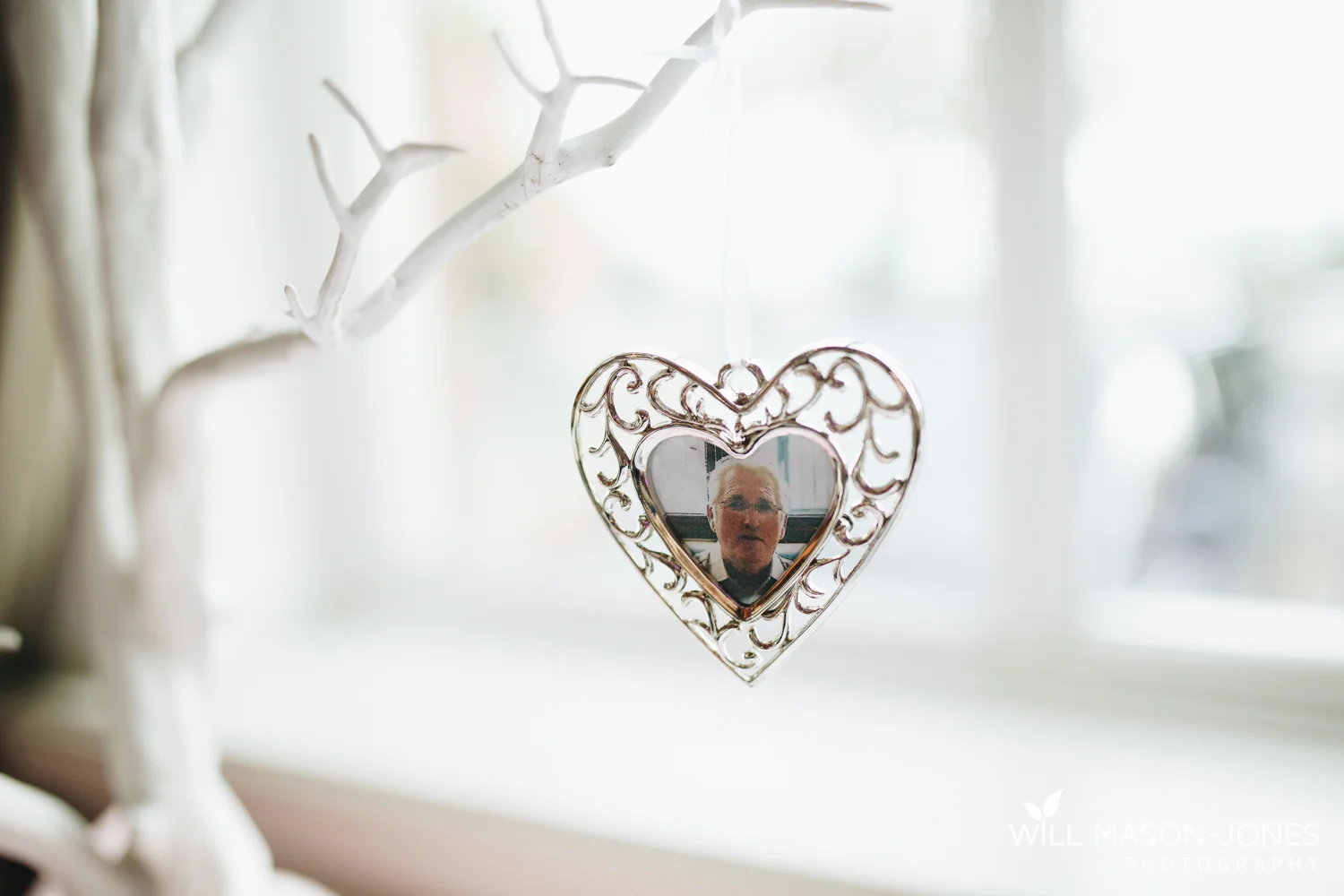  coed-y-mwstwr-welsh-wedding-photography 