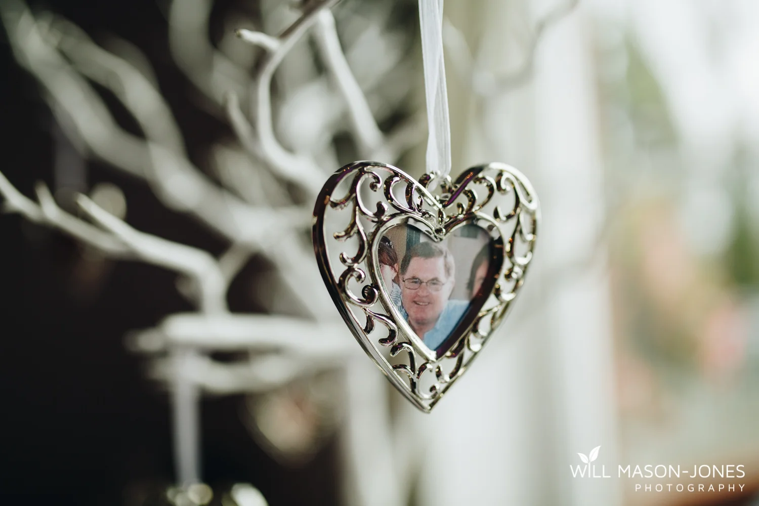  coed-y-mwstwr-welsh-wedding-photography 