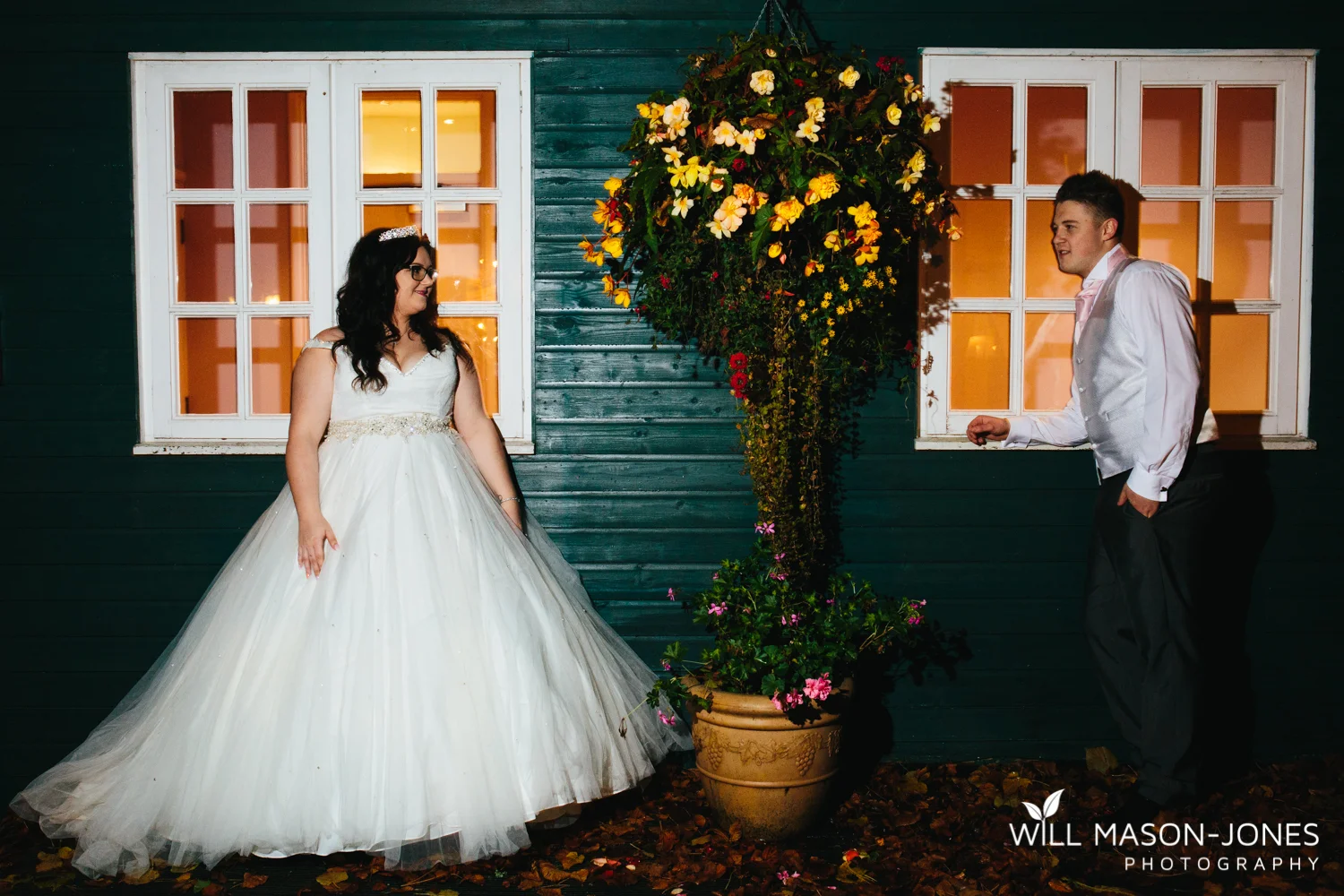  coed-y-mwstwr-welsh-wedding-photography 
