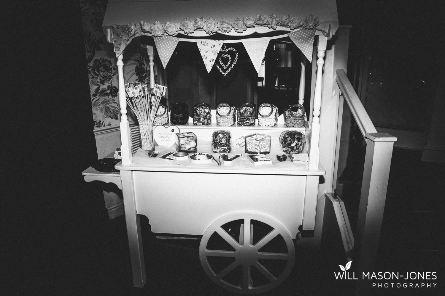  coed-y-mwstwr-welsh-wedding-photography 