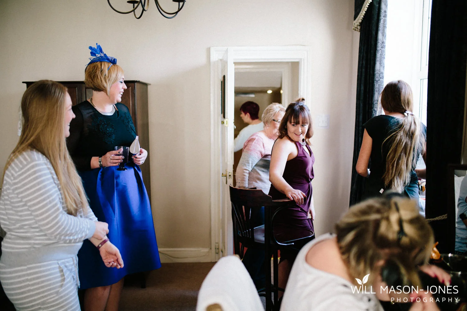 the-manor-crickhowell-wedding-documentary-photographer