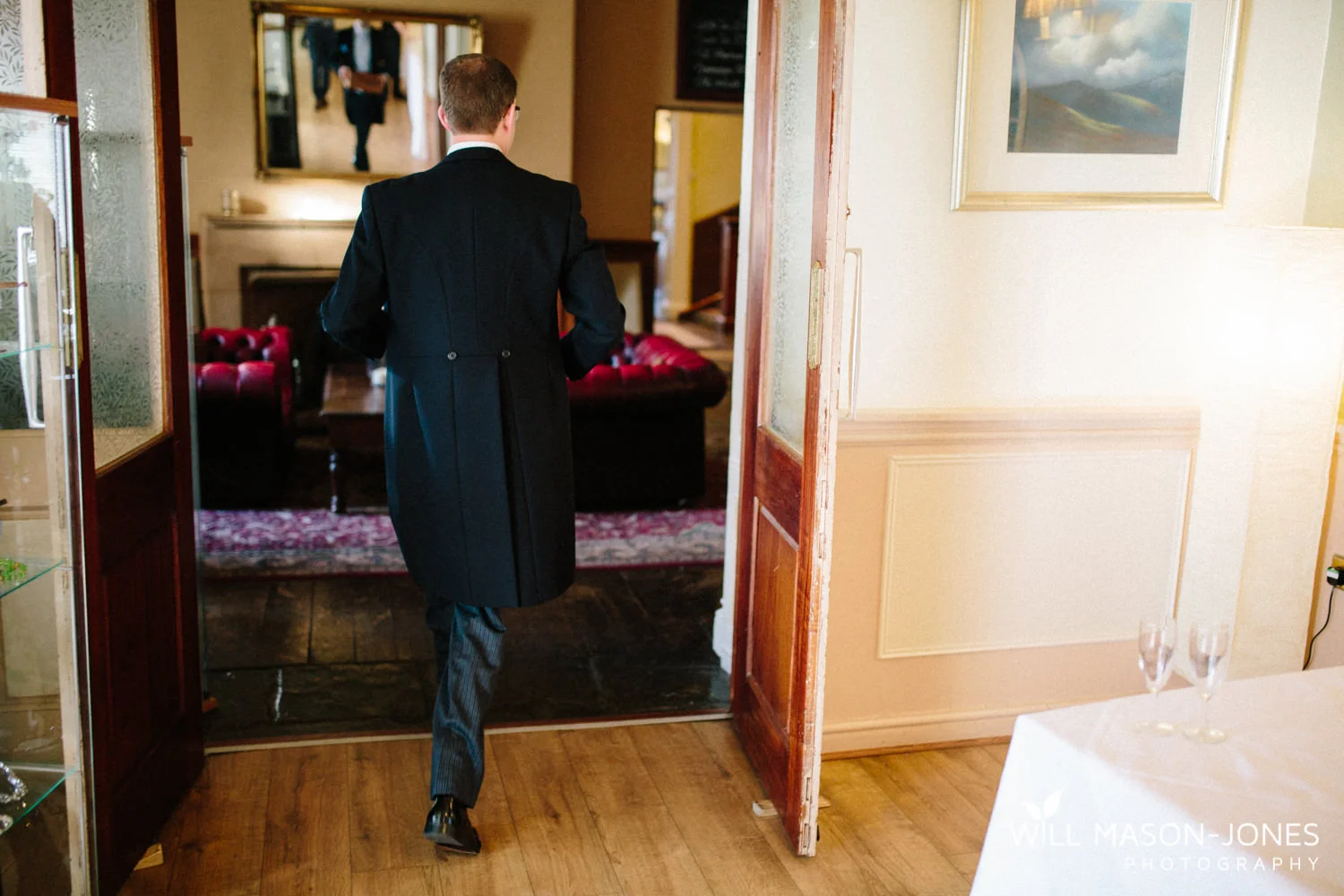 the-manor-crickhowell-wedding-documentary-photographer