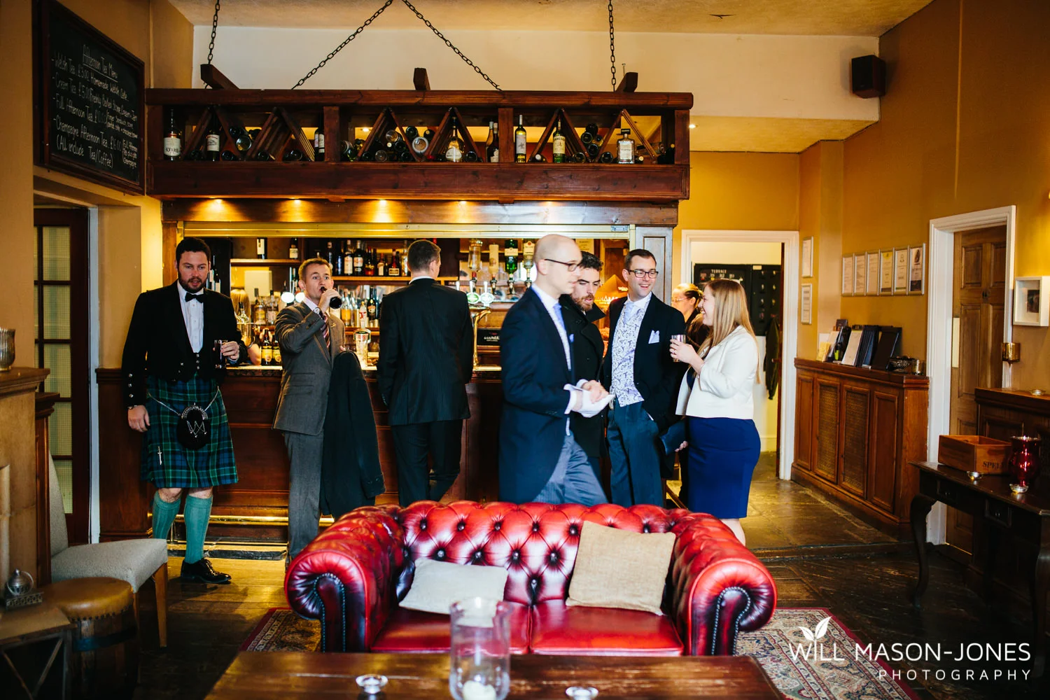 the-manor-crickhowell-wedding-documentary-photographer