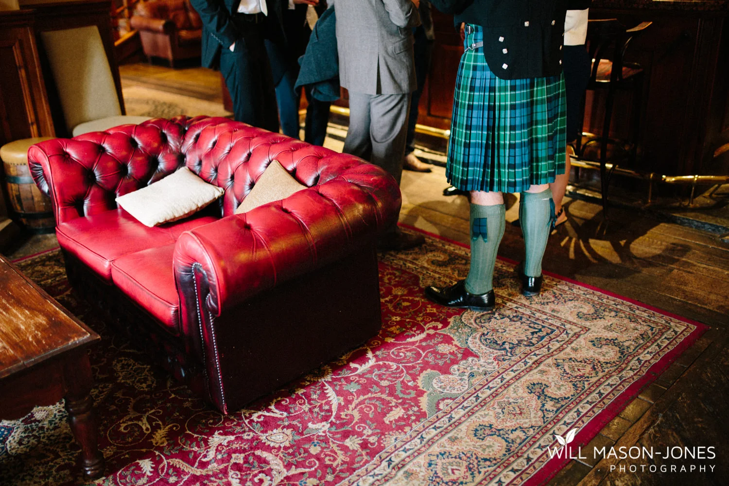 the-manor-crickhowell-wedding-documentary-photographer