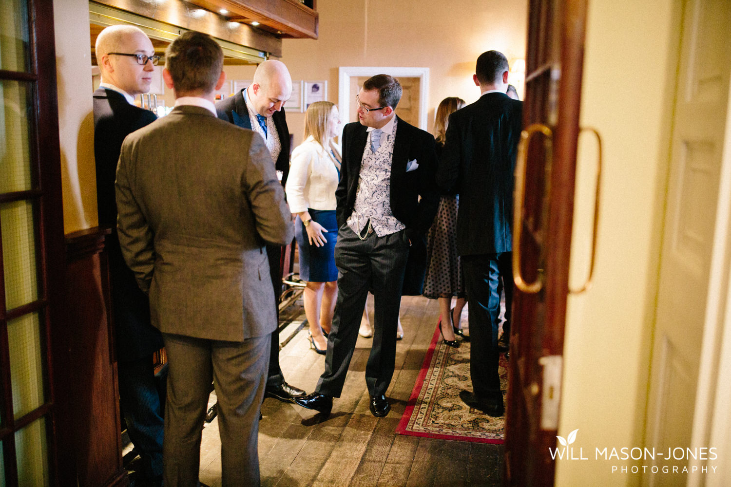 the-manor-crickhowell-wedding-documentary-photographer