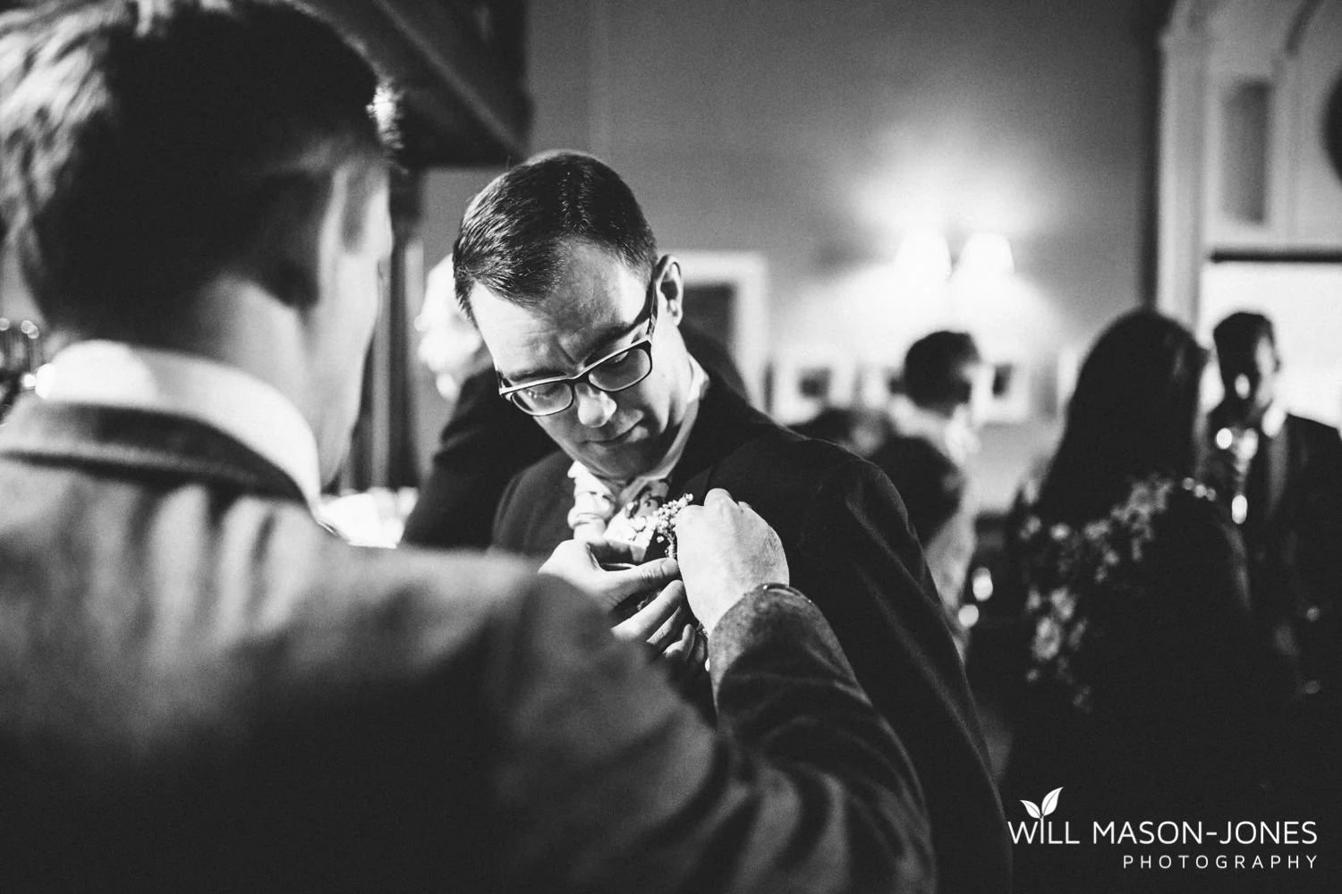 the-manor-crickhowell-wedding-documentary-photographer