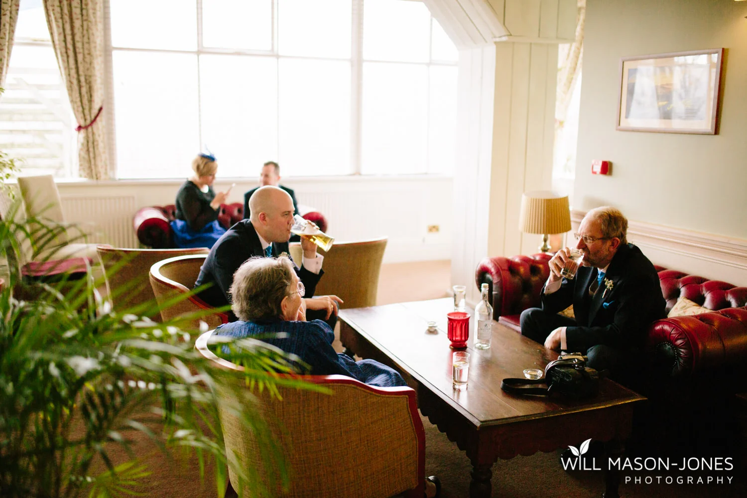 the-manor-crickhowell-wedding-documentary-photographer