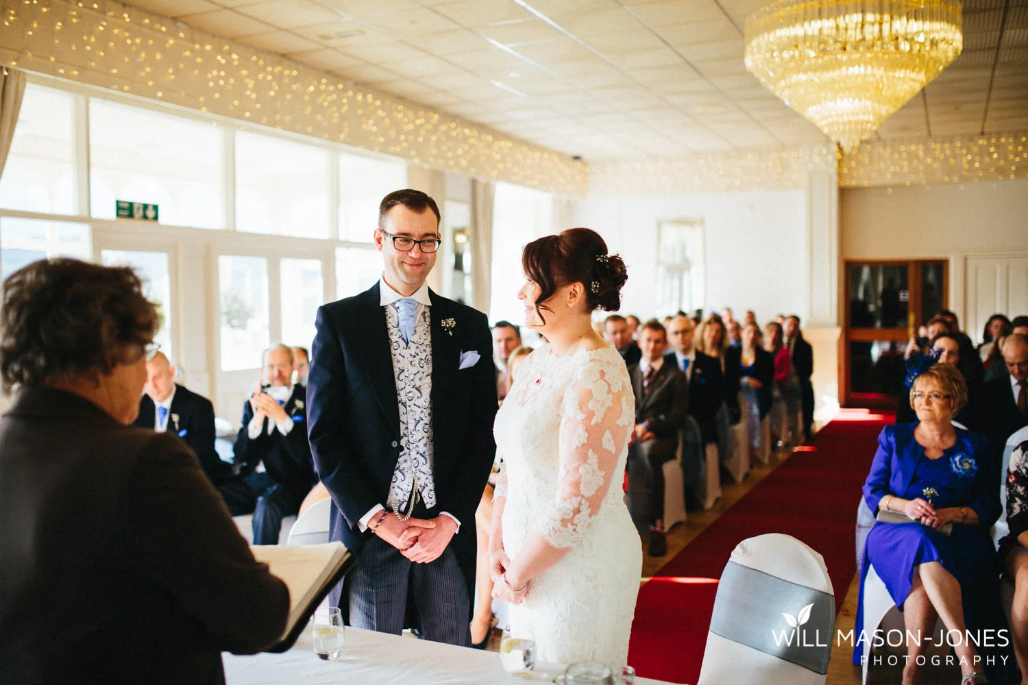 the-manor-crickhowell-wedding-documentary-photographer