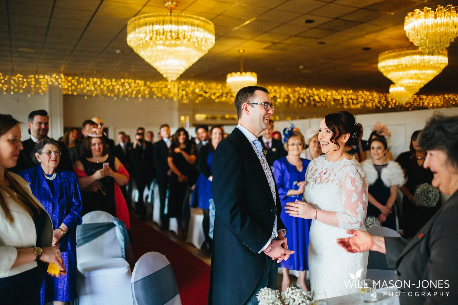 the-manor-crickhowell-wedding-documentary-photographer