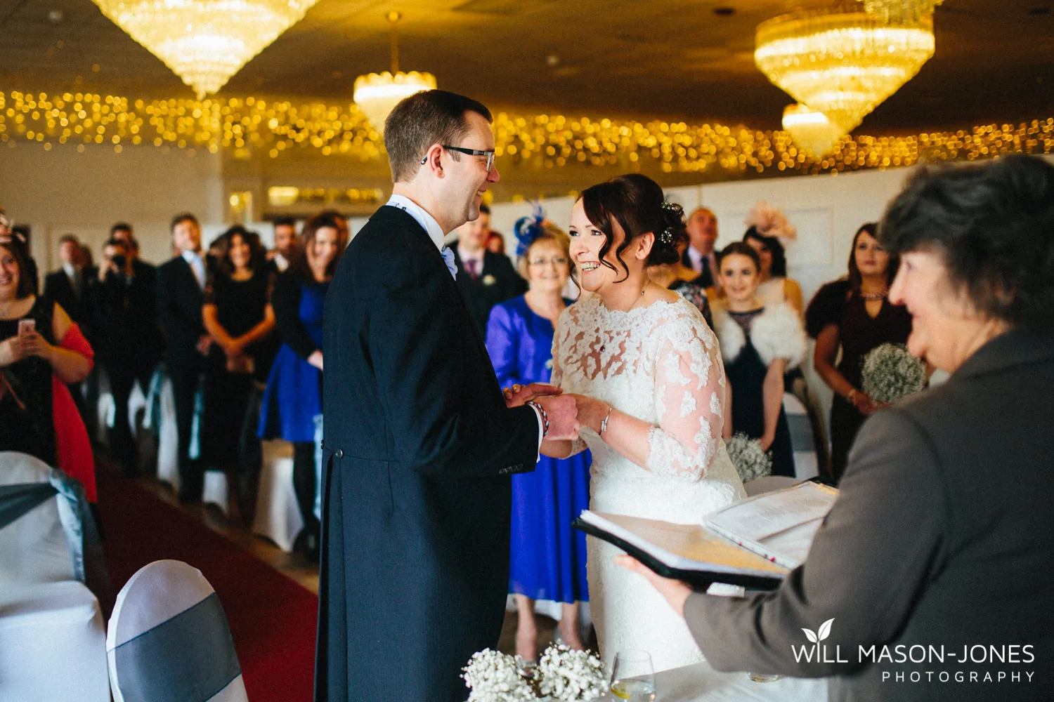 the-manor-crickhowell-wedding-documentary-photographer