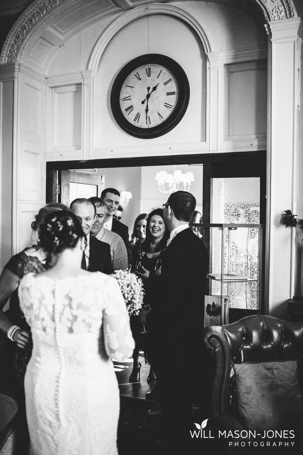 the-manor-crickhowell-wedding-documentary-photographer