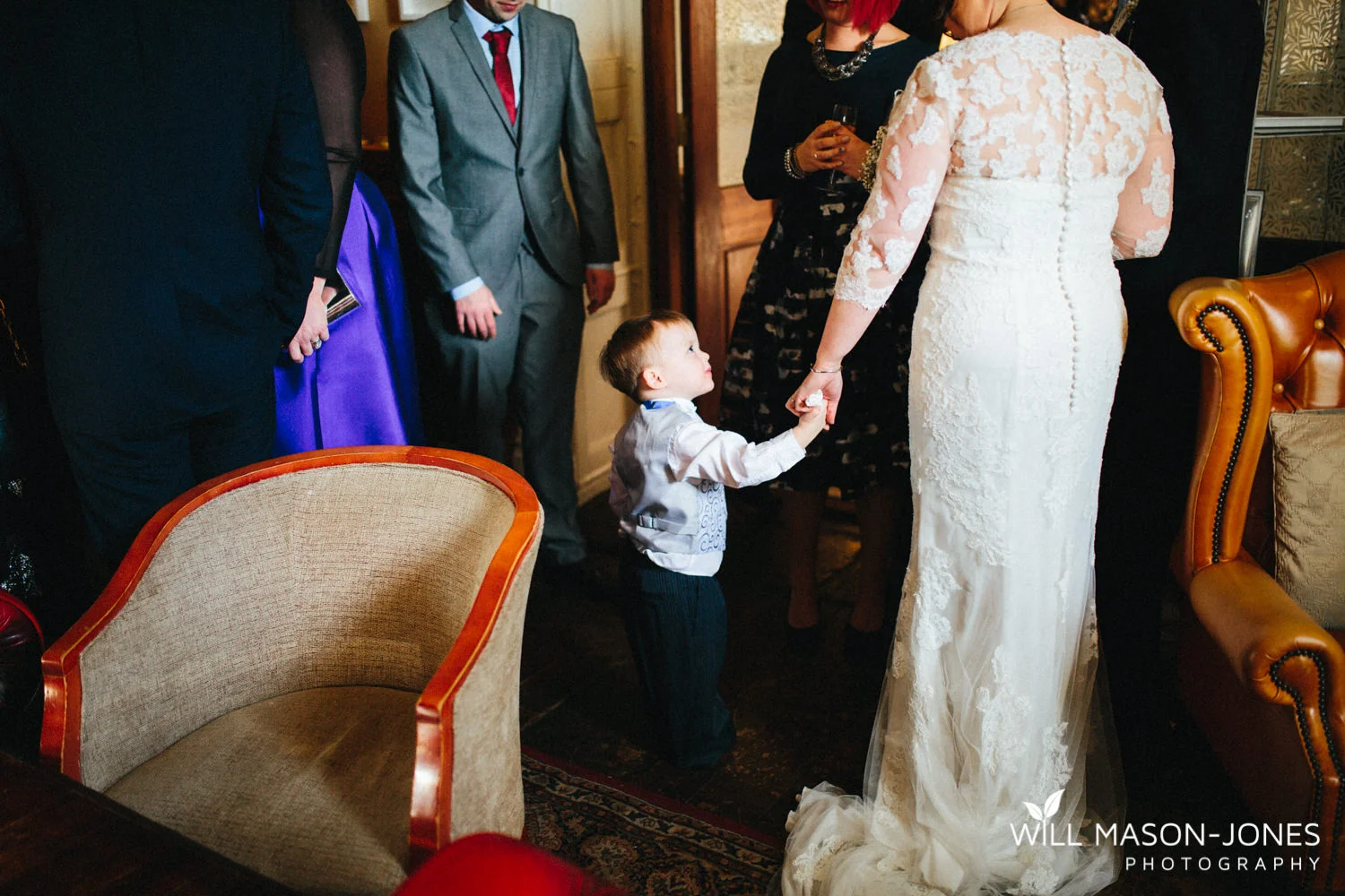 the-manor-crickhowell-wedding-documentary-photographer