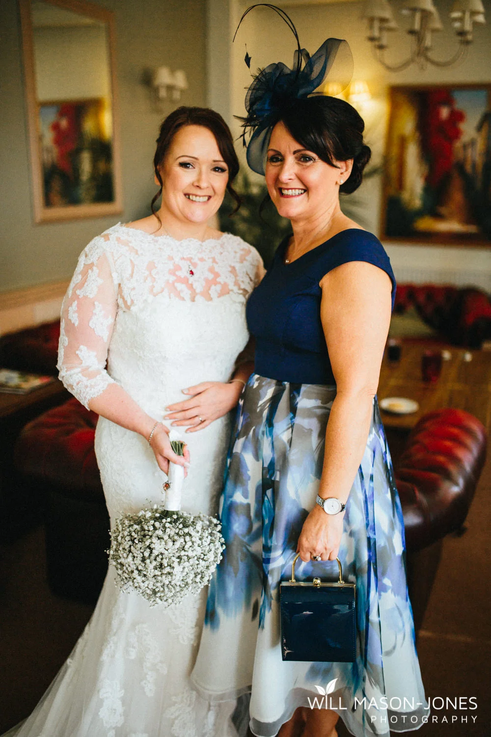 the-manor-crickhowell-wedding-documentary-photographer