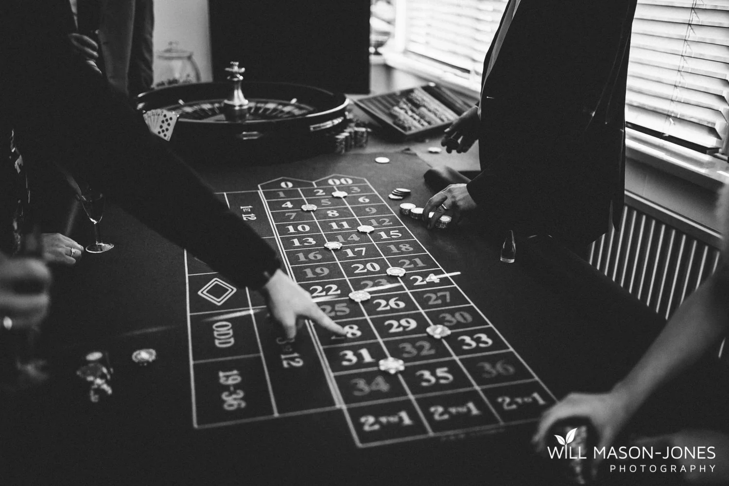the-manor-crickhowell-wedding-documentary-photographer