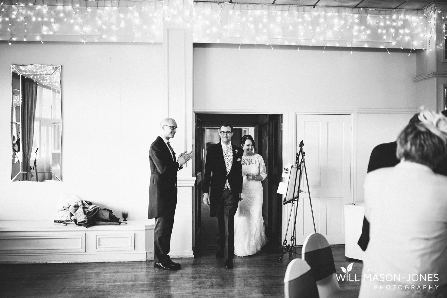 the-manor-crickhowell-wedding-documentary-photographer