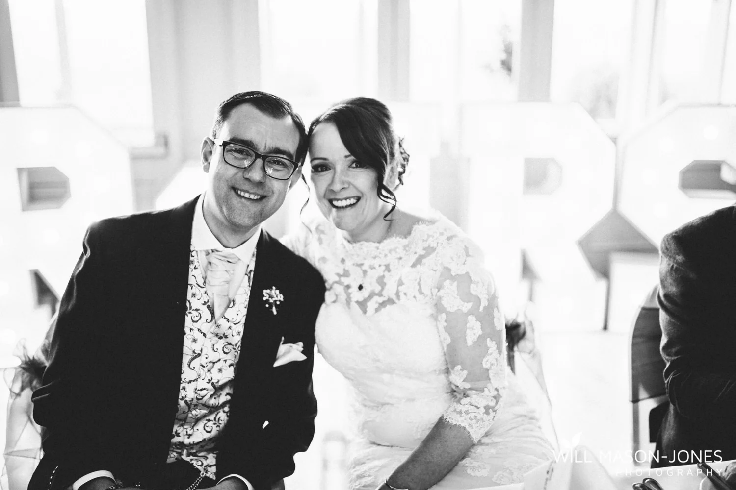 the-manor-crickhowell-wedding-documentary-photographer
