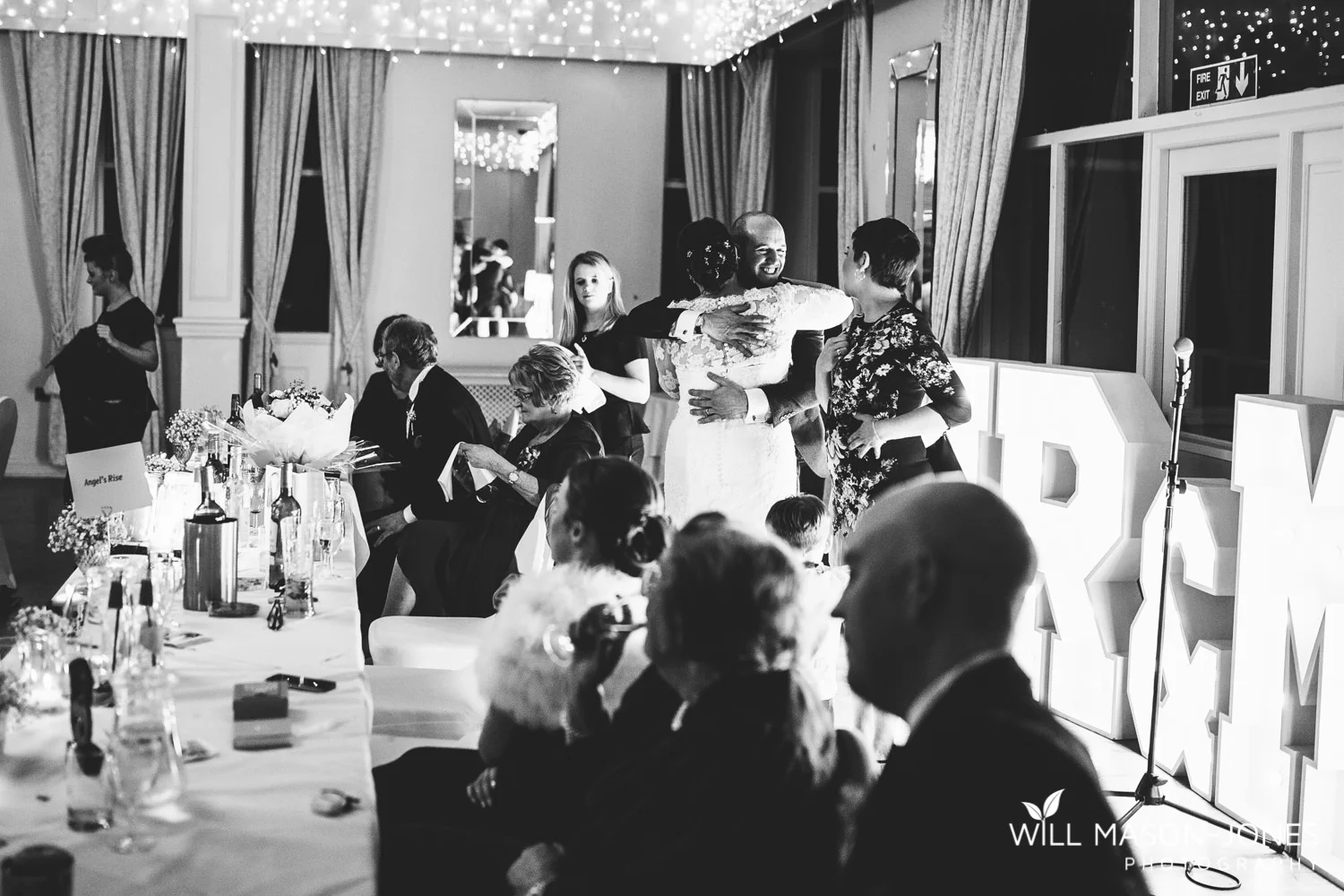 the-manor-crickhowell-wedding-documentary-photographer