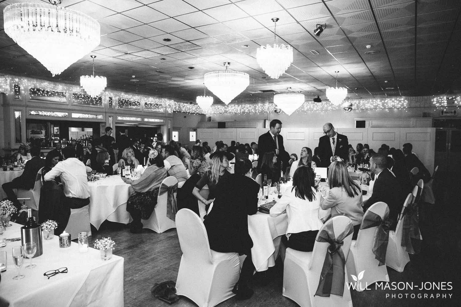 the-manor-crickhowell-wedding-documentary-photographer