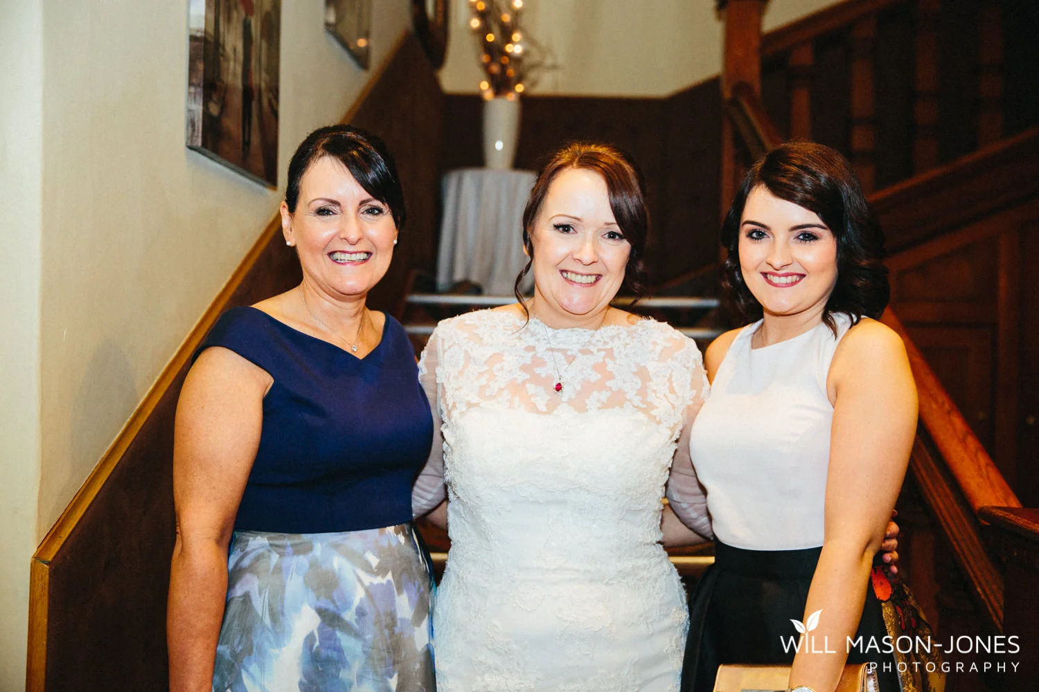 the-manor-crickhowell-wedding-documentary-photographer
