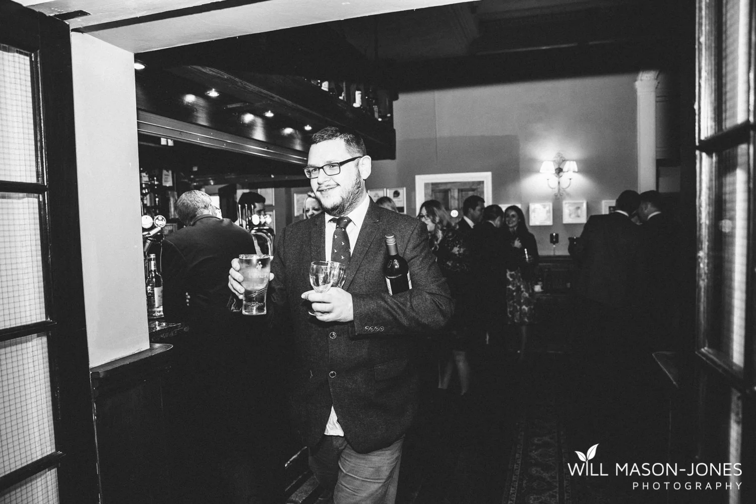 the-manor-crickhowell-wedding-documentary-photographer
