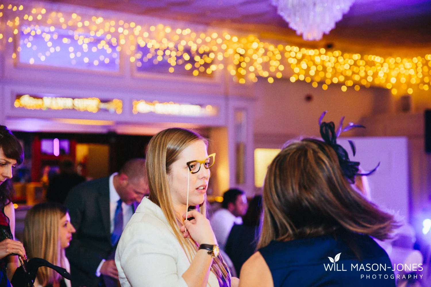 the-manor-crickhowell-wedding-documentary-photographer