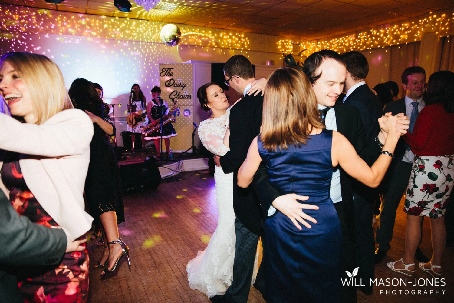 the-manor-crickhowell-wedding-documentary-photographer